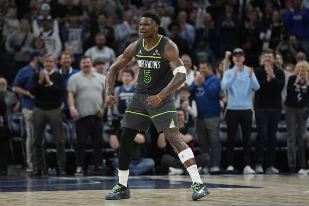 不乏成功的 不乏成功的