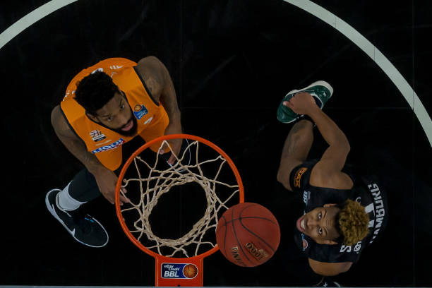 对网球爱好 对网球爱好